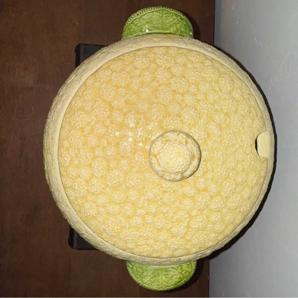 Vintage Cauliflower Ceramic Soup Tureen Cauliflora by JSC Bohemian Cottage